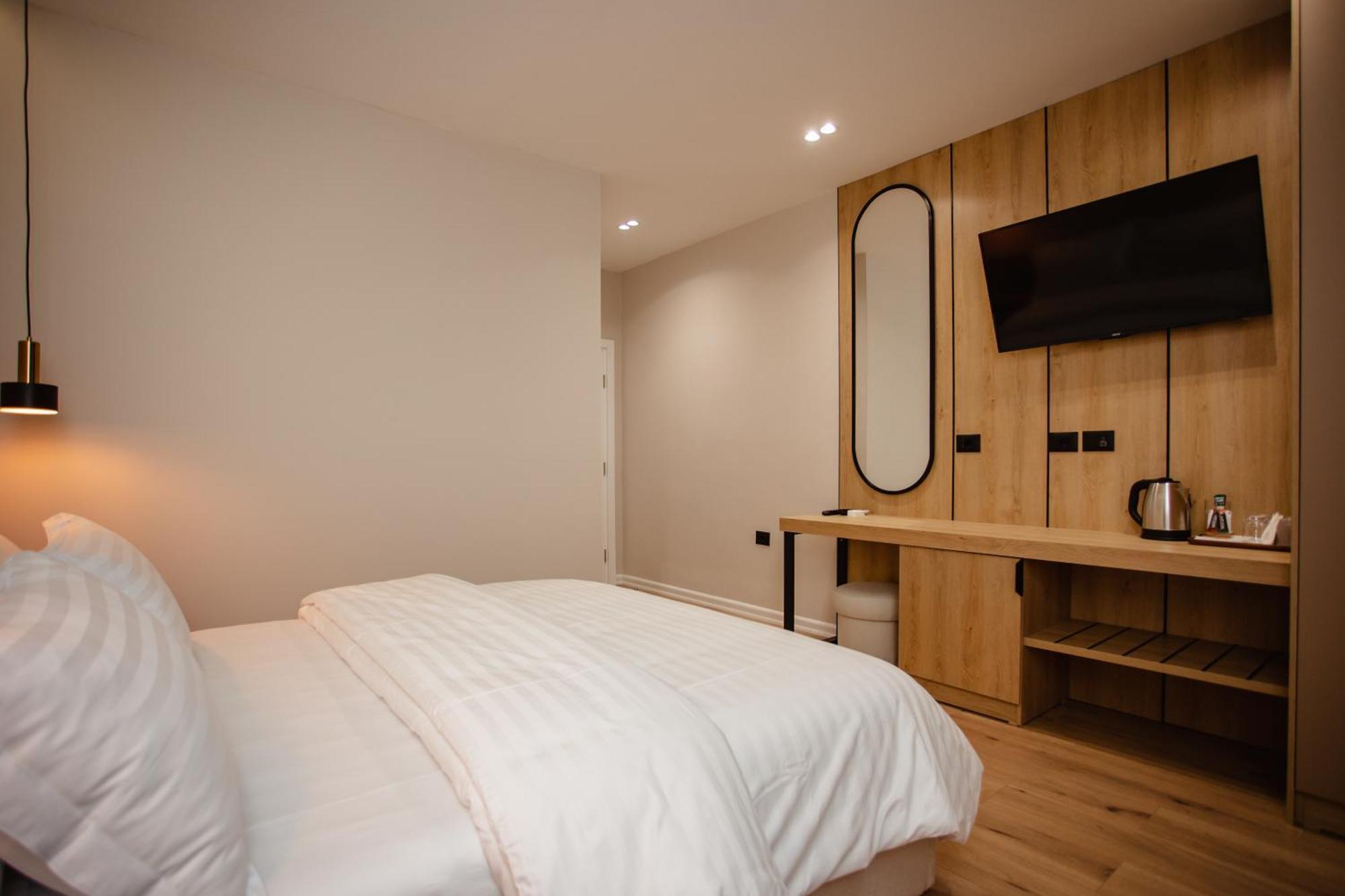 Hotel Oro Shkoder