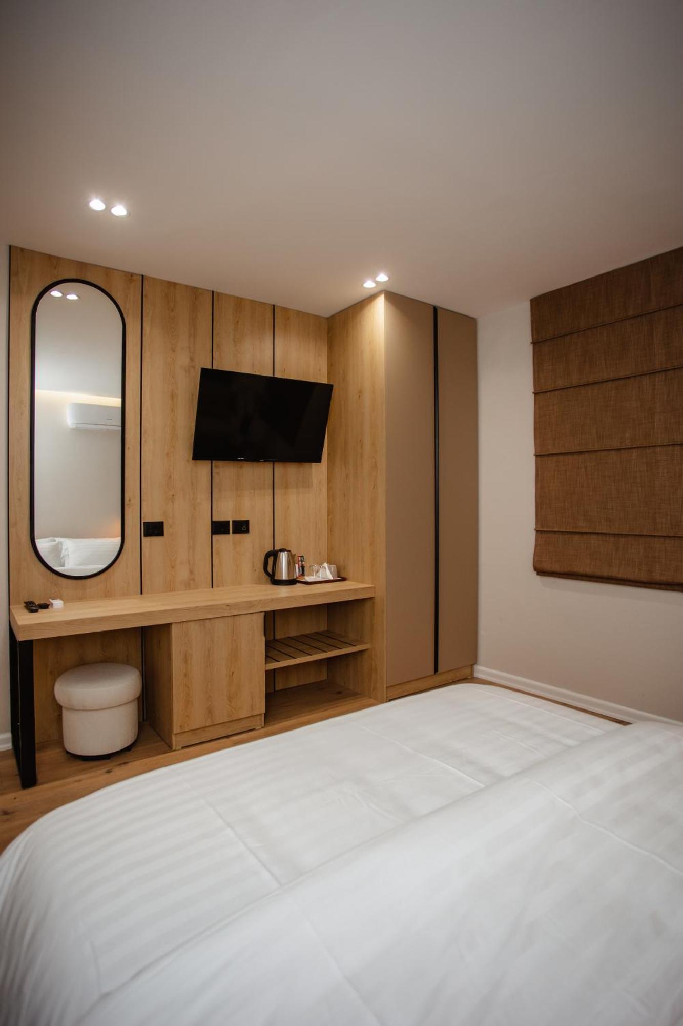 Oro Hotel 3*