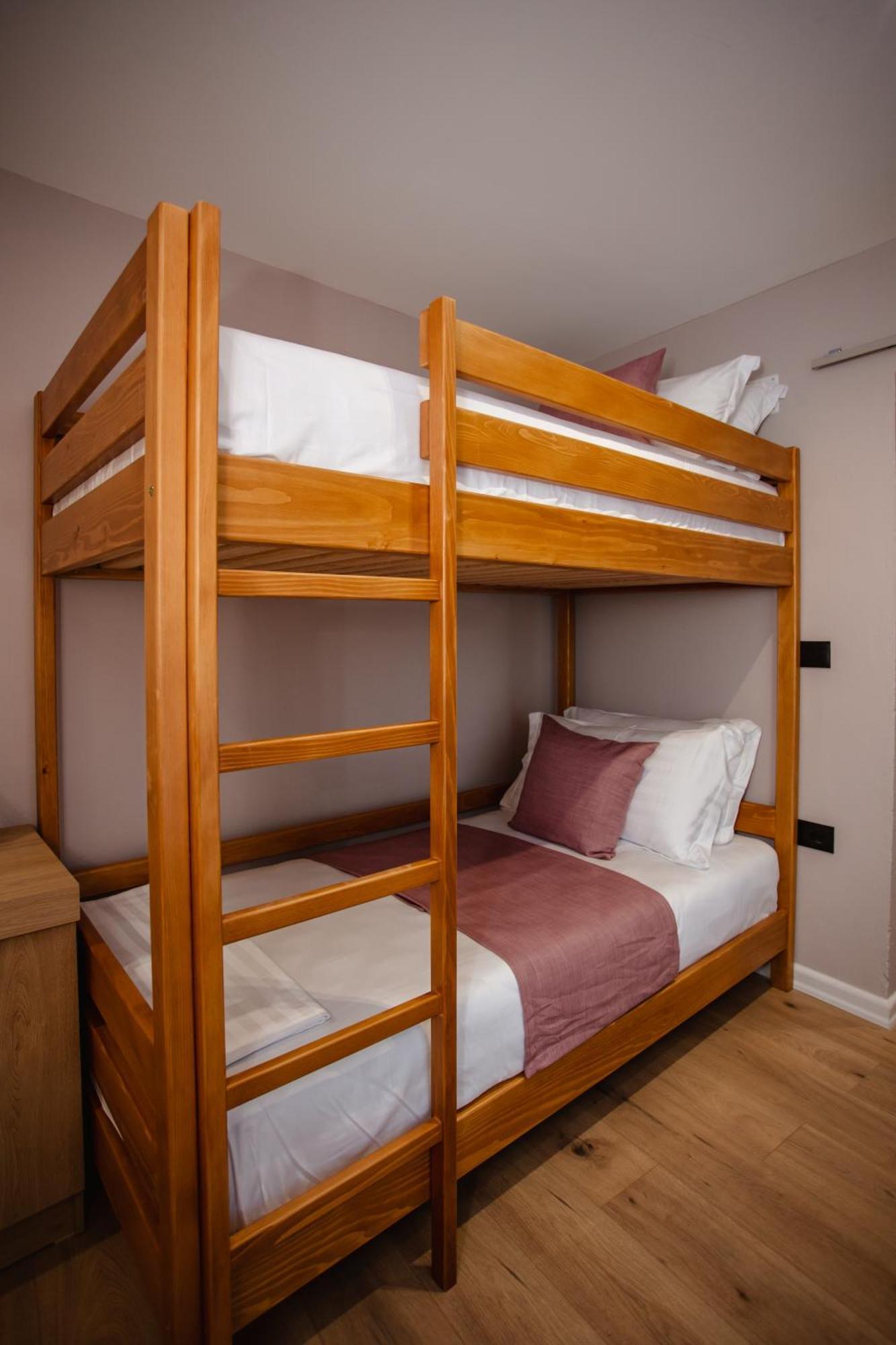 Oro Hotel 3*